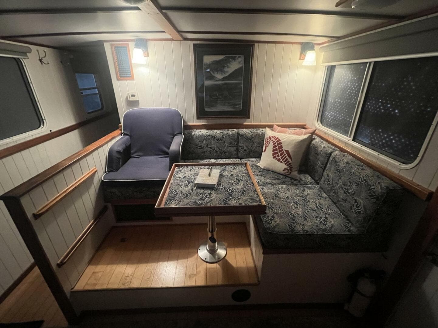 2001 Great Harbour 47 — photo 85