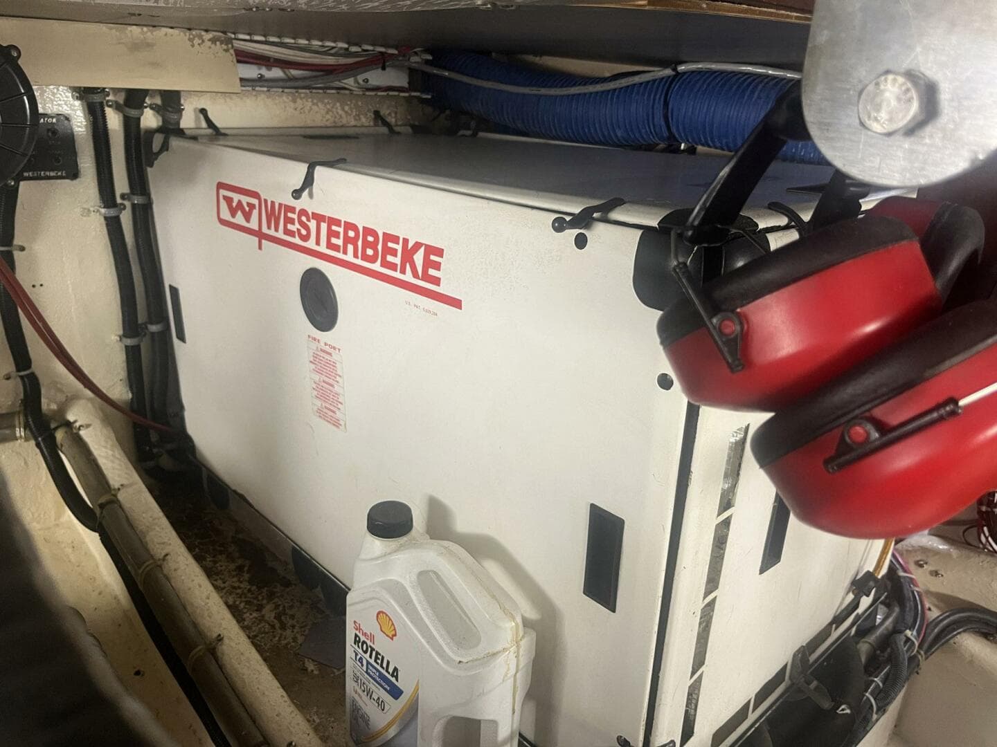 2001 Great Harbour 47 — photo 118