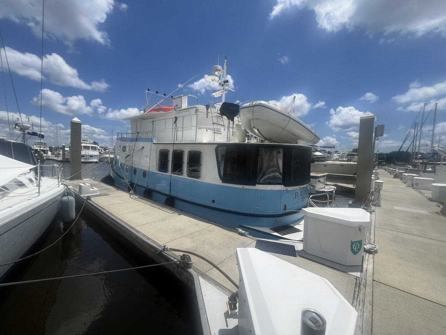 2001 Great Harbour 47 — photo 4