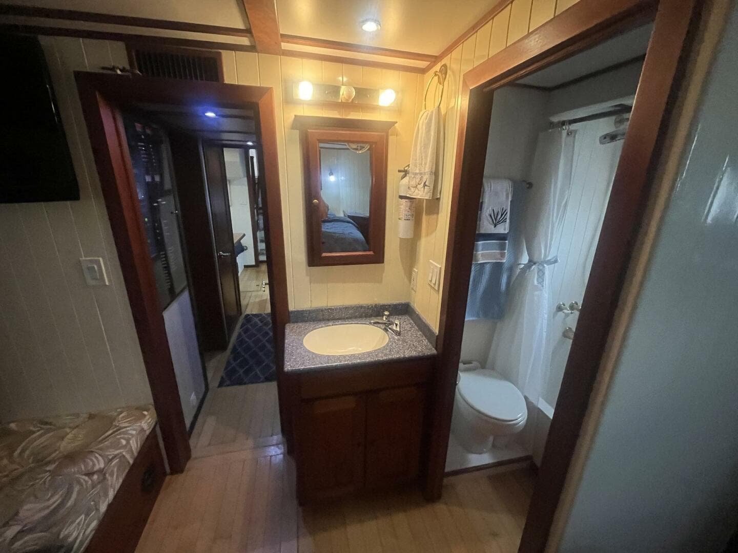 2001 Great Harbour 47 — photo 64