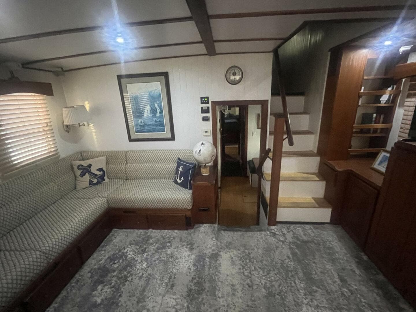 2001 Great Harbour 47 — photo 37