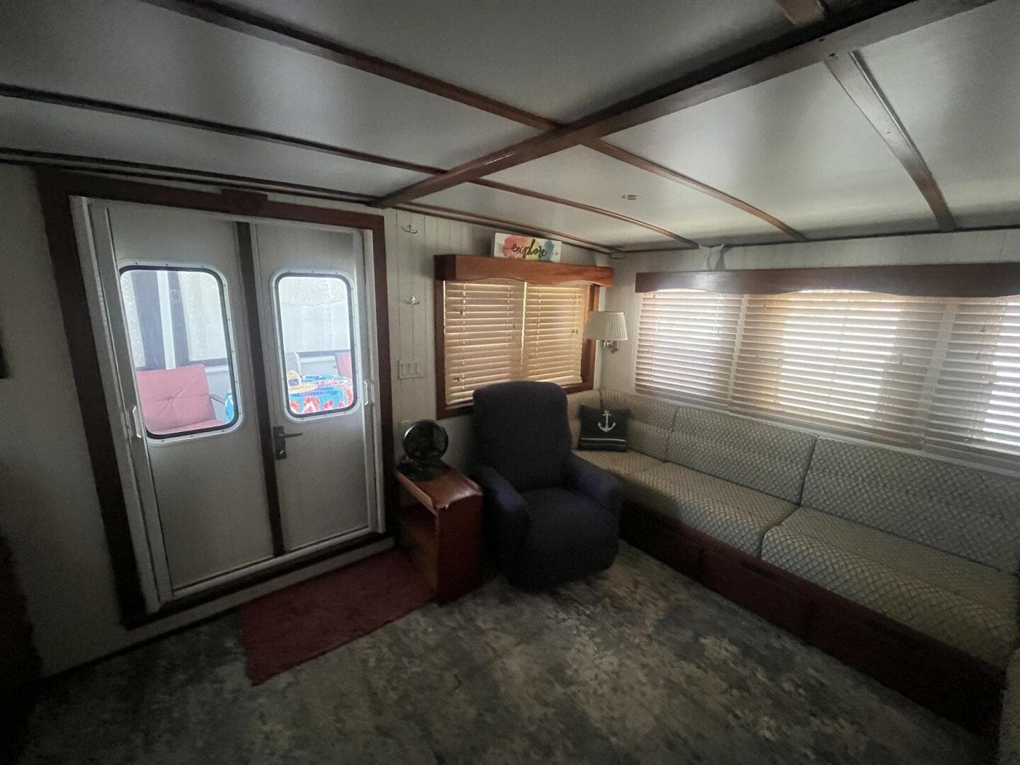 2001 Great Harbour 47 — photo 39