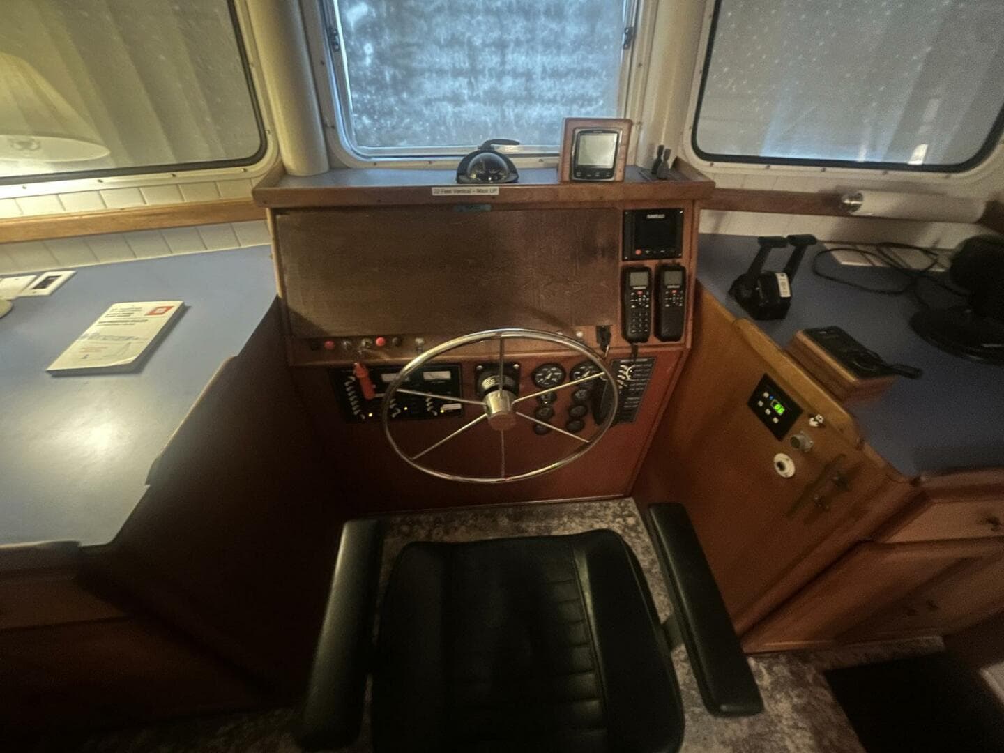 2001 Great Harbour 47 — photo 90