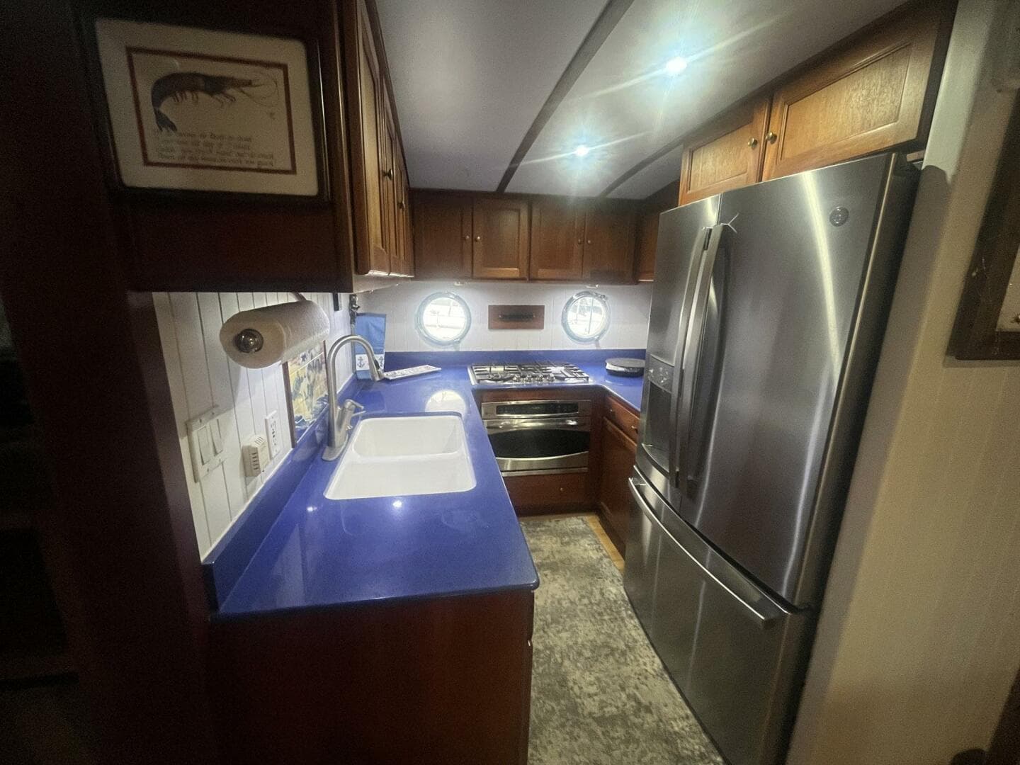 2001 Great Harbour 47 — photo 42