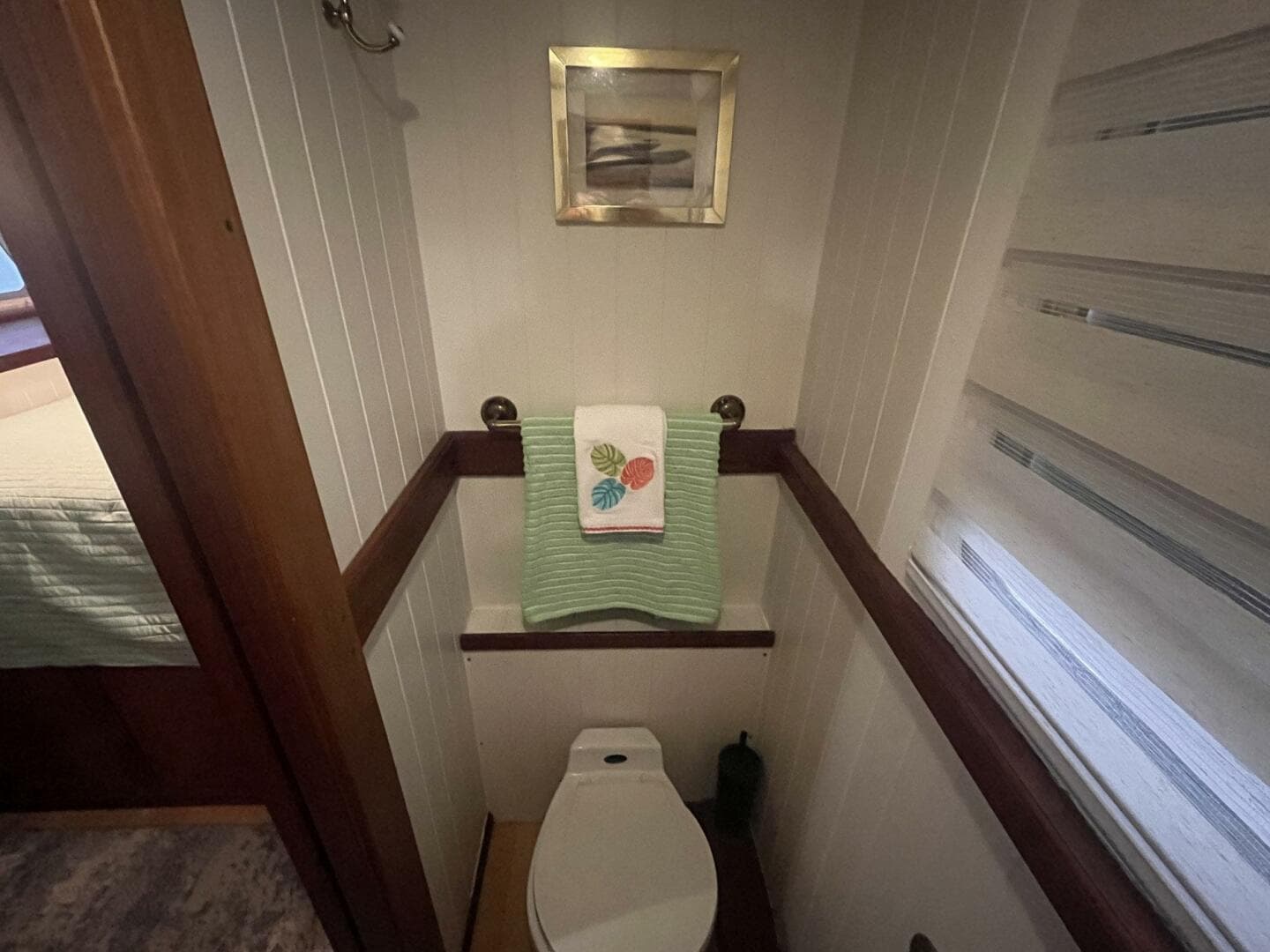 2001 Great Harbour 47 — photo 82