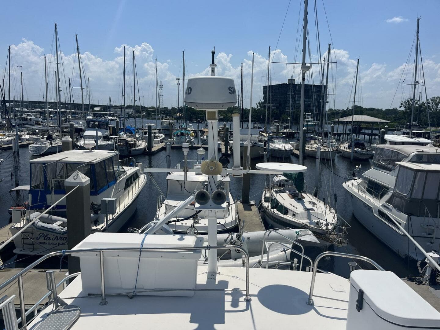 2001 Great Harbour 47 — photo 19