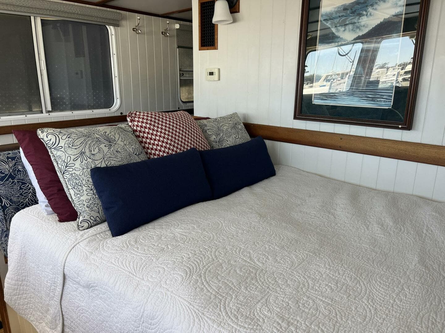 2001 Great Harbour 47 — photo 86