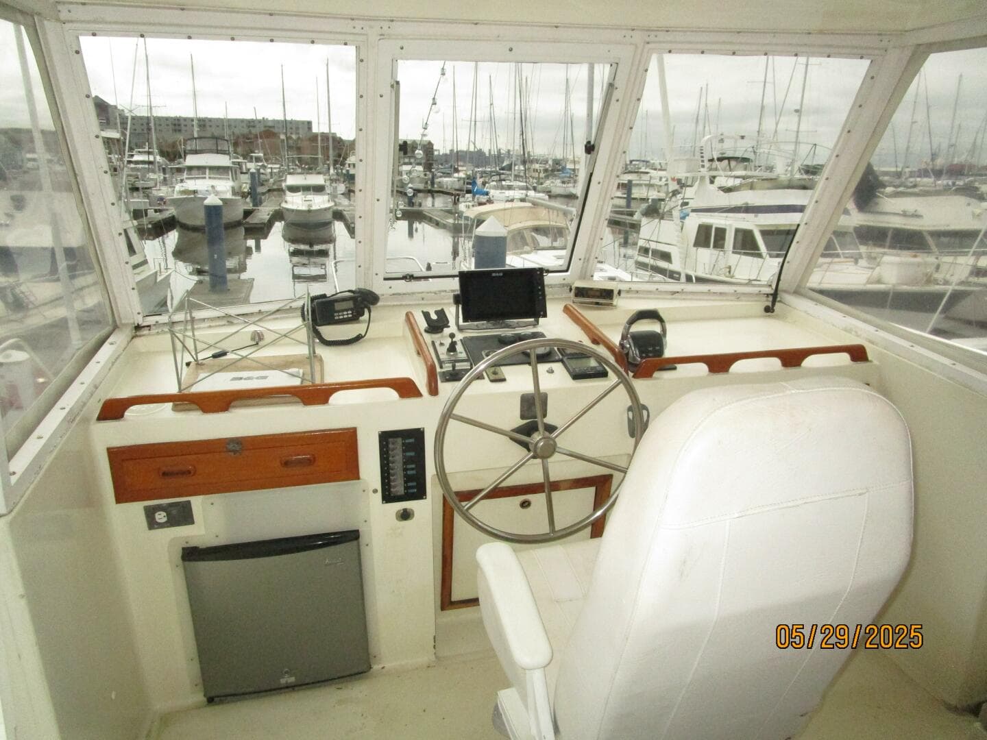 1985 Kadey-Krogen Manatee — photo 10