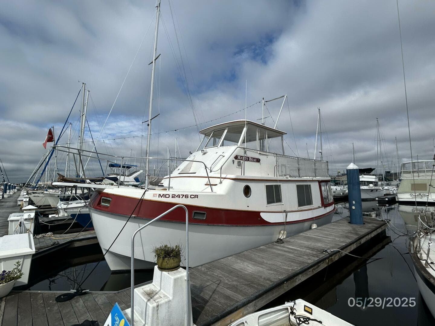 1985 Kadey-Krogen Manatee — photo 2