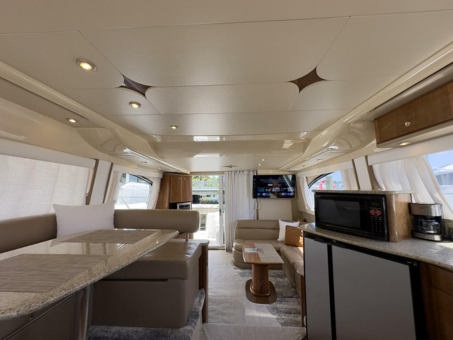 2007 Meridian 411 Sedan Bridge — photo 34