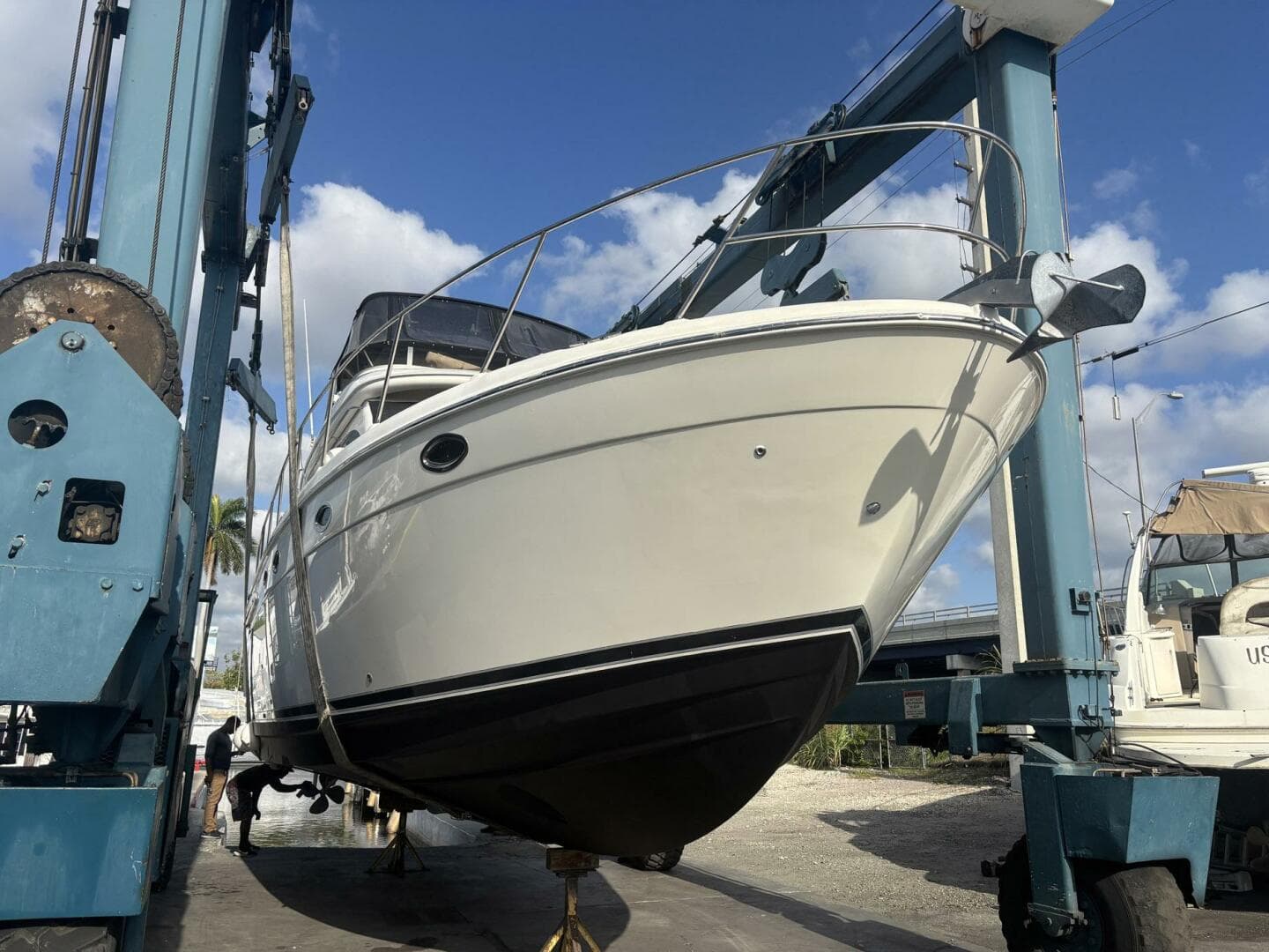 2007 Meridian 411 Sedan Bridge — photo 4