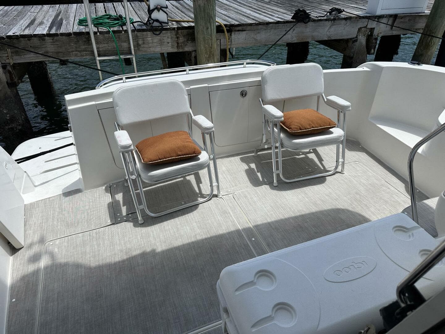 2007 Meridian 411 Sedan Bridge — photo 21