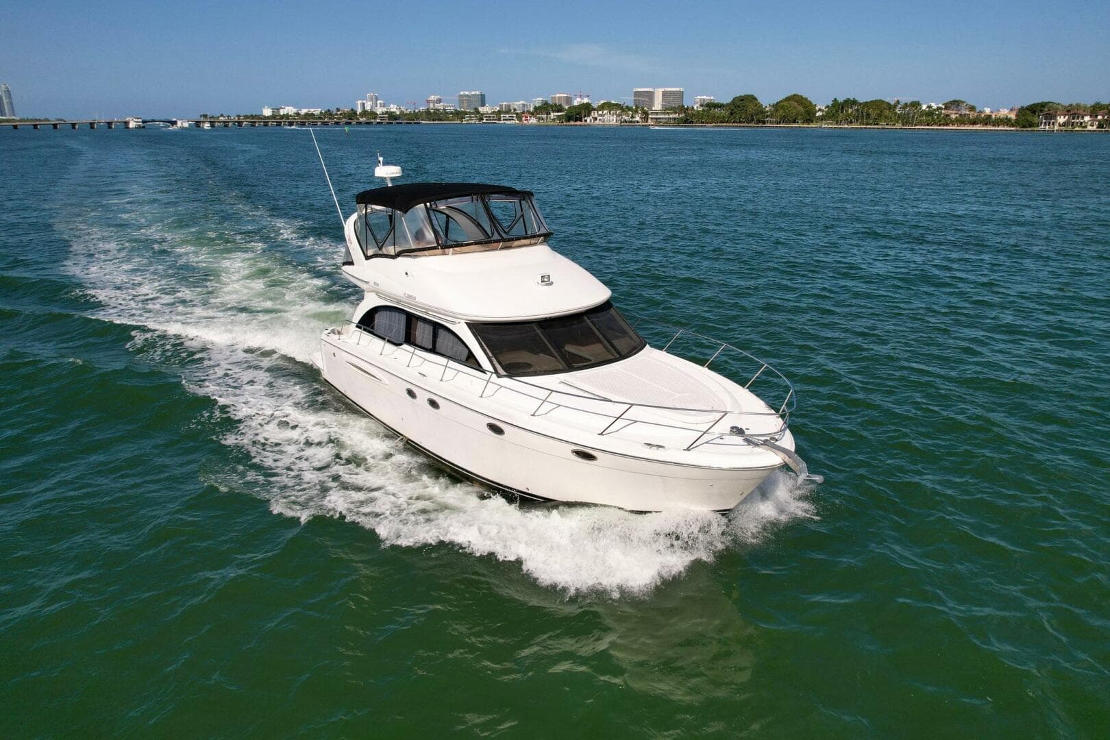 2007 Meridian 411 Sedan Bridge — photo 3