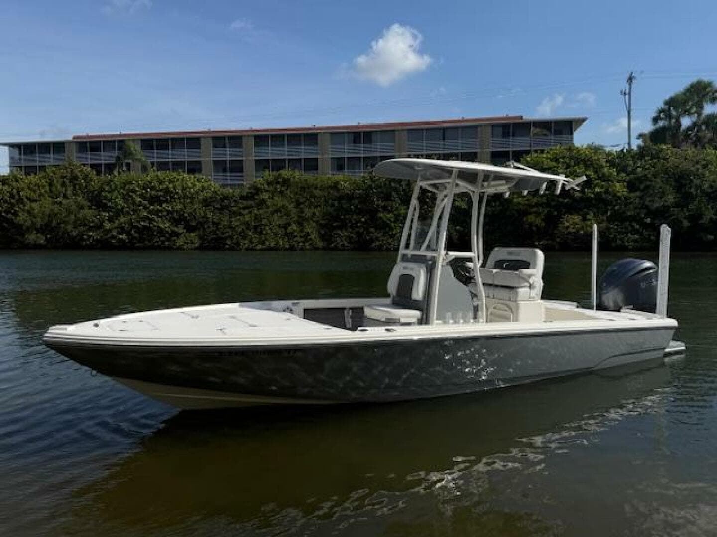 2022 Pathfinder 2500 Hybrid — photo 12