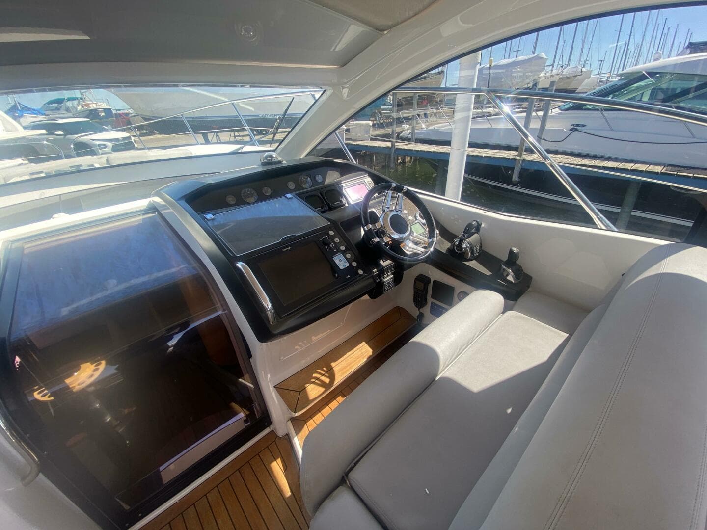 2013 Sunseeker 40 Portofino — photo 17