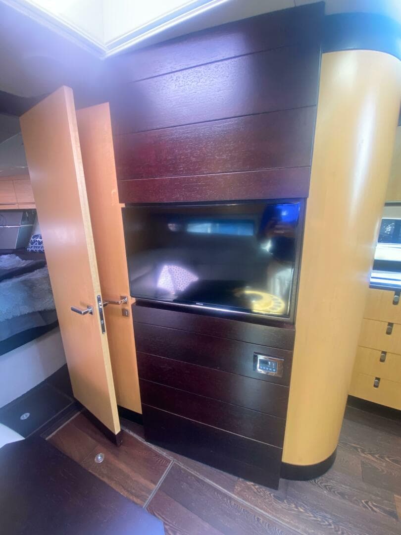 2013 Sunseeker 40 Portofino — photo 26