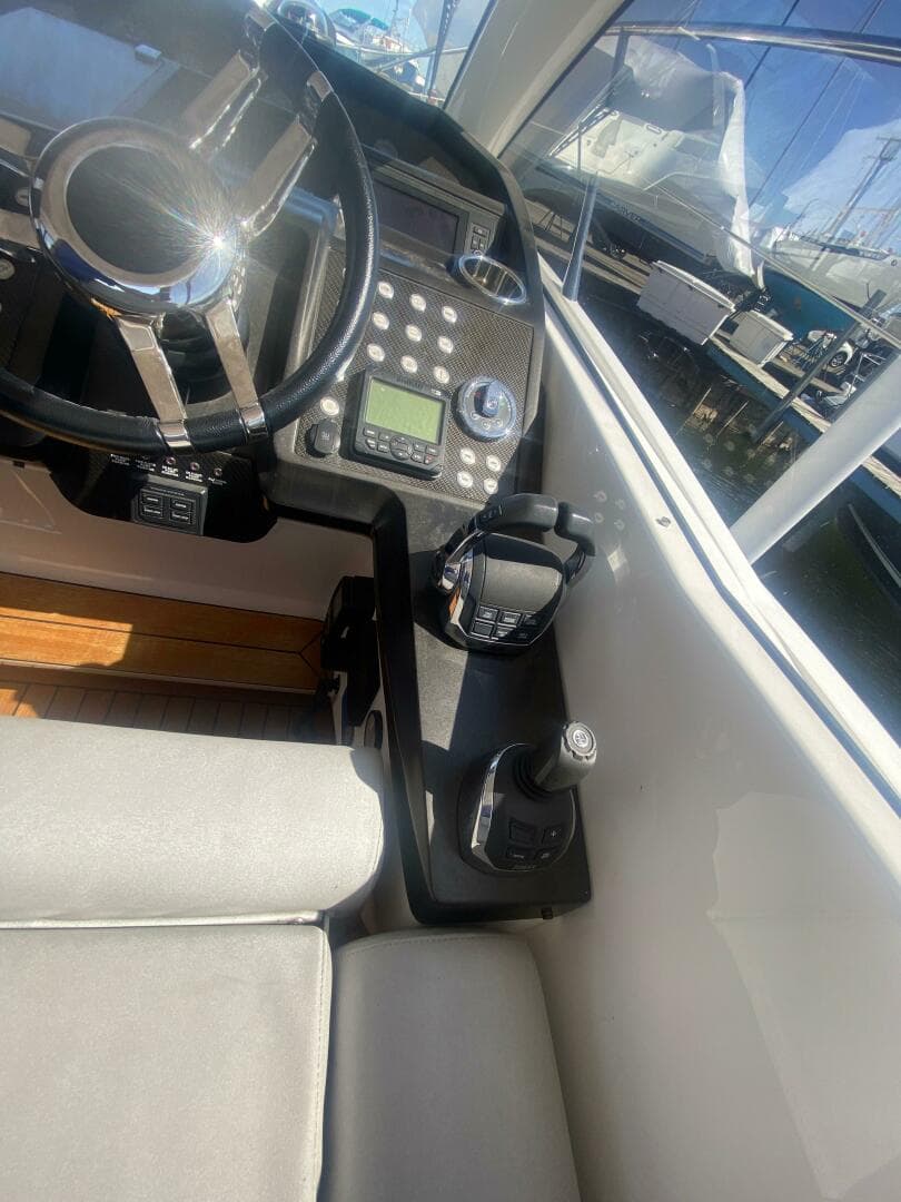 2013 Sunseeker 40 Portofino — photo 18