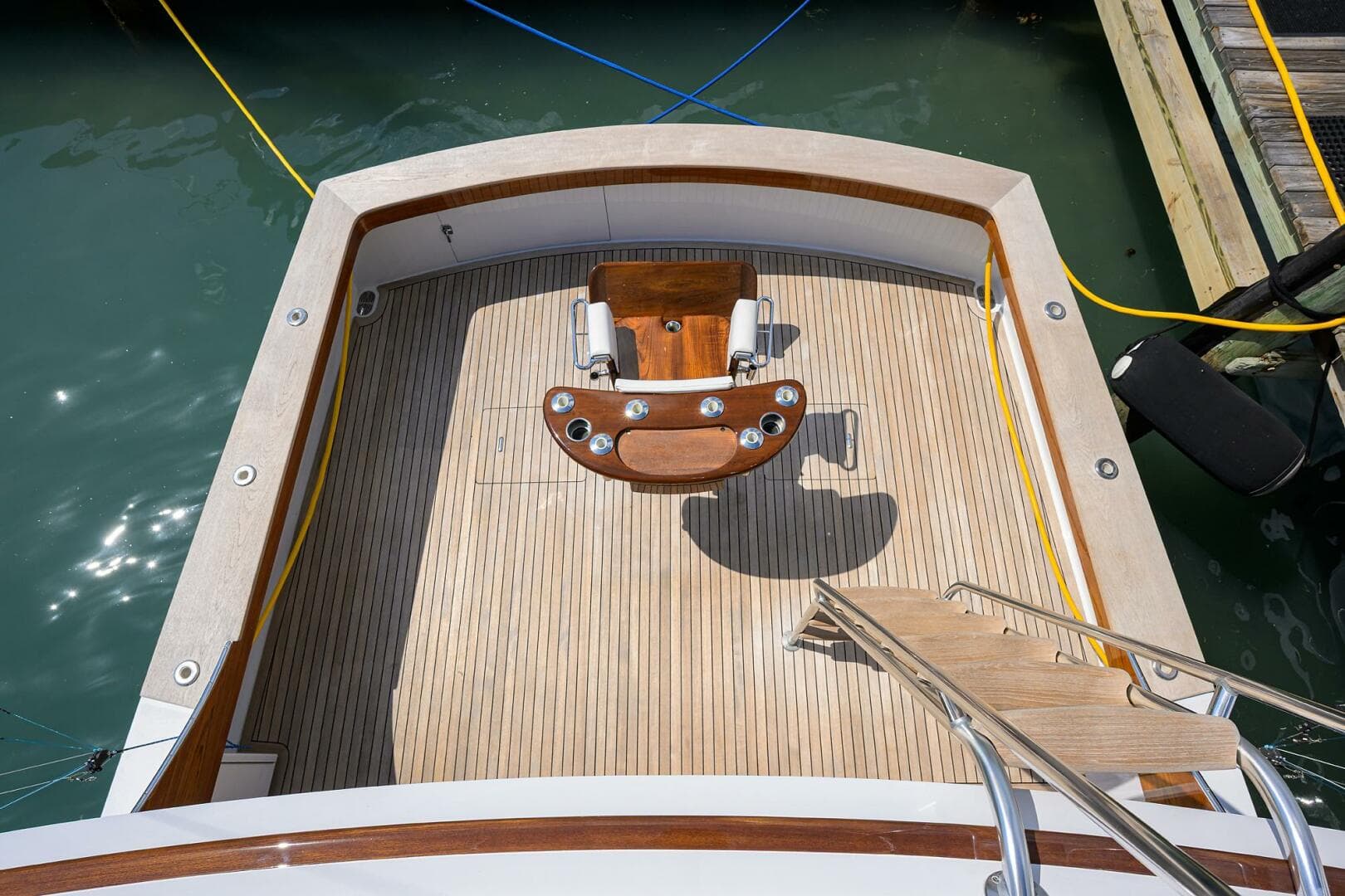 2004 Rybovich — photo 19