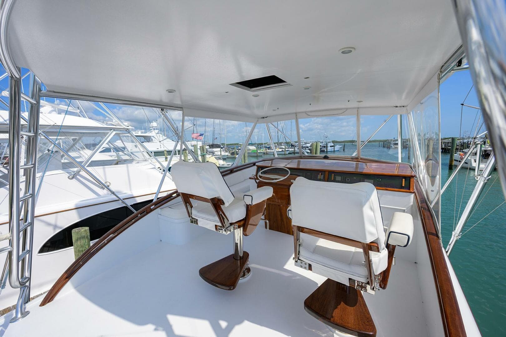 2004 Rybovich — photo 27