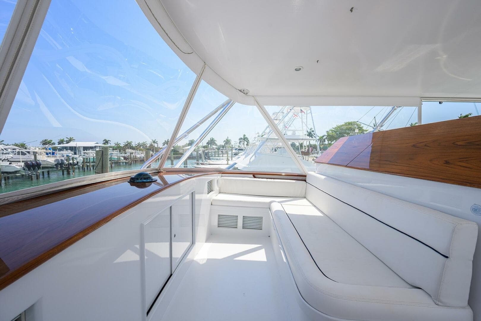 2004 Rybovich — photo 32