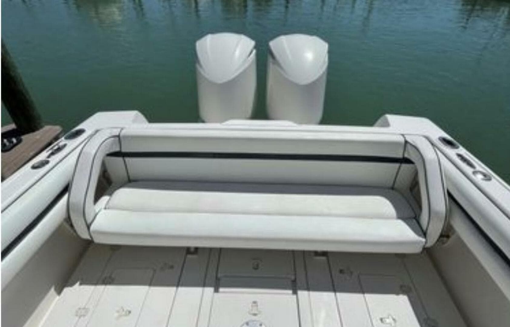 2008 Intrepid 323 Cuddy — photo 4