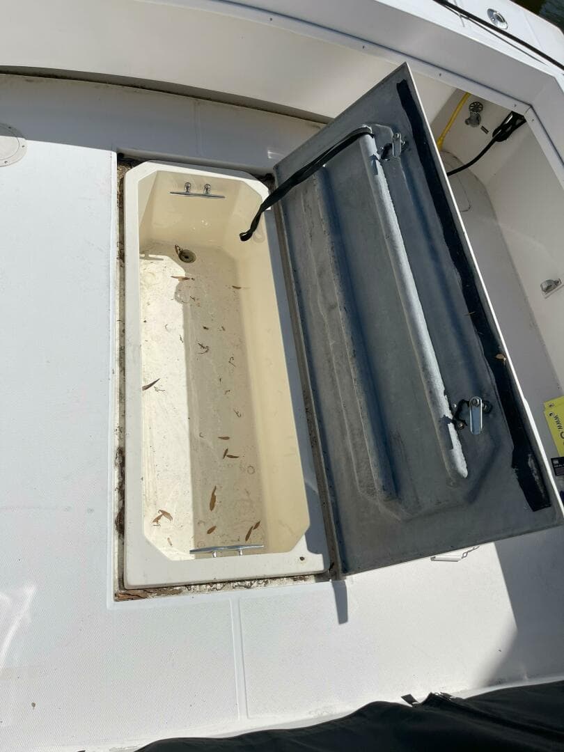 2002 Albemarle 280 Express Fisherman — photo 7