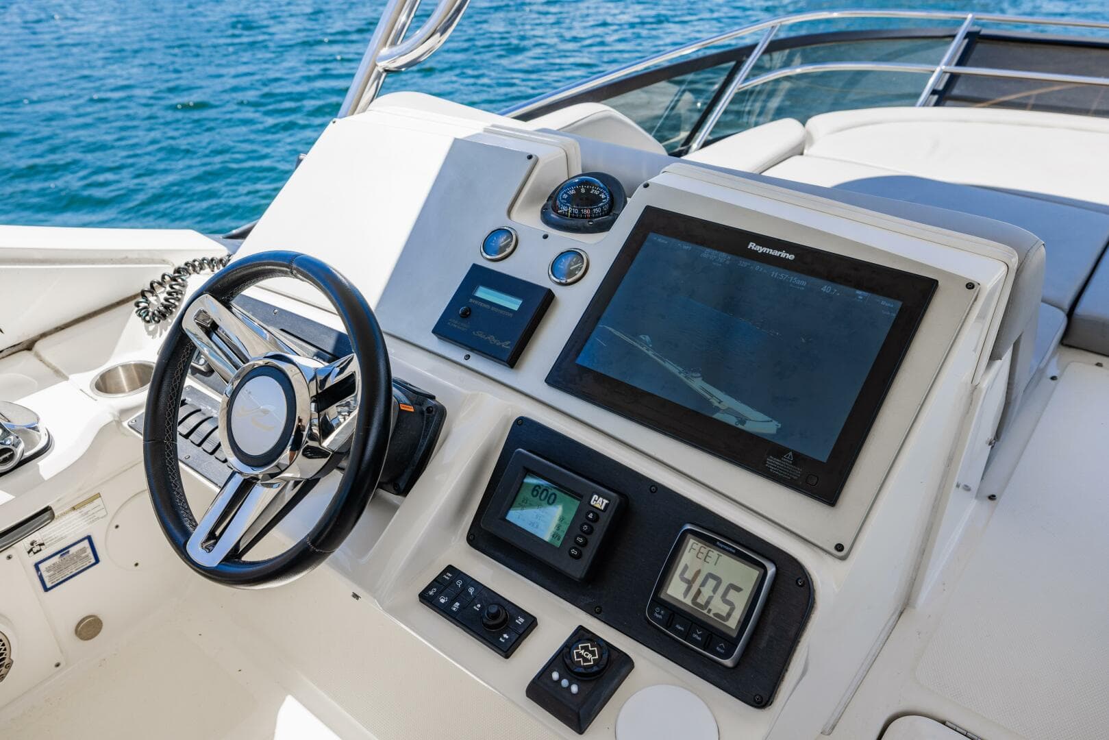 2016 Sea Ray L650 Fly — photo 19