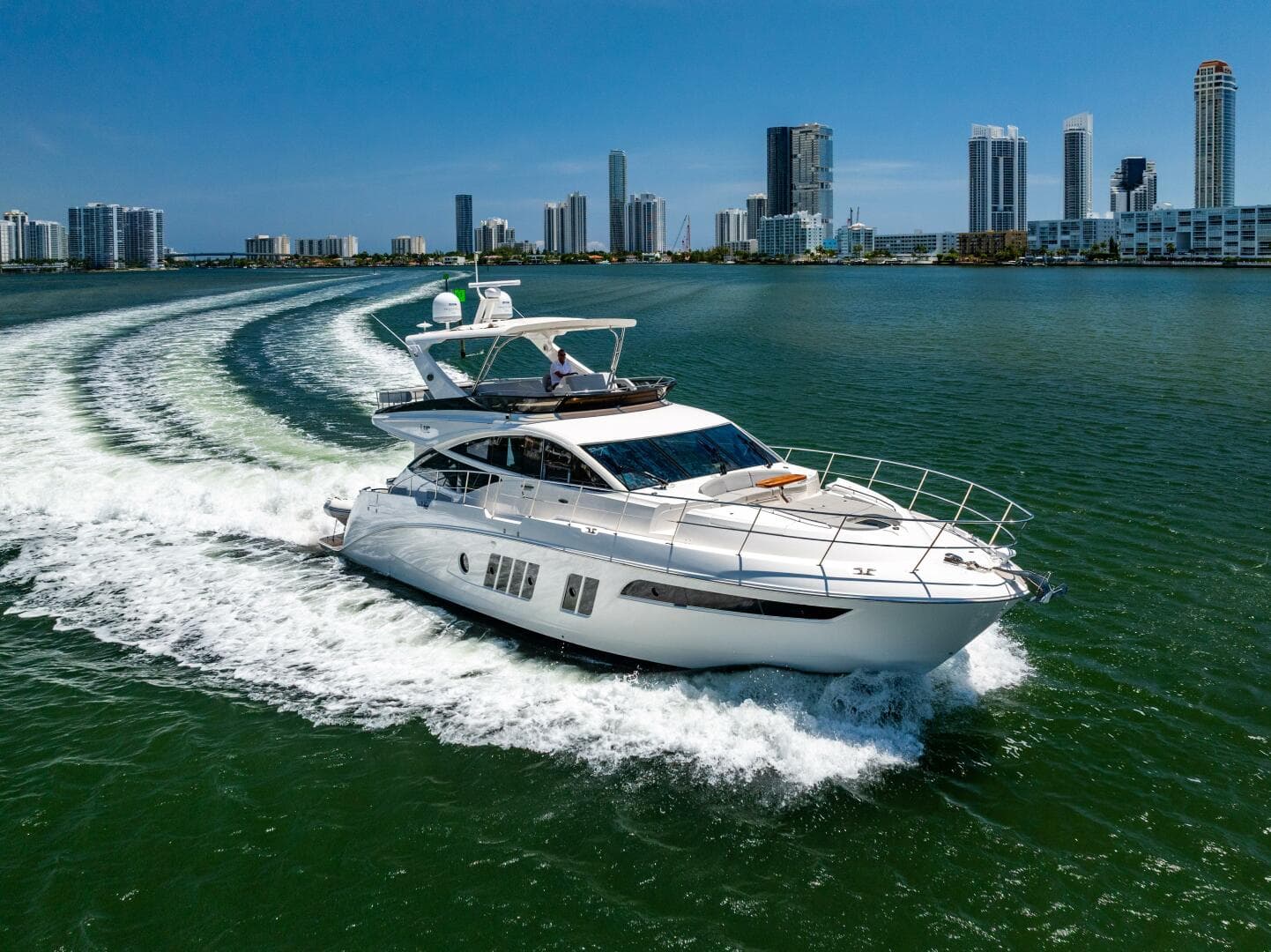 2016 Sea Ray L650 Fly — photo 8