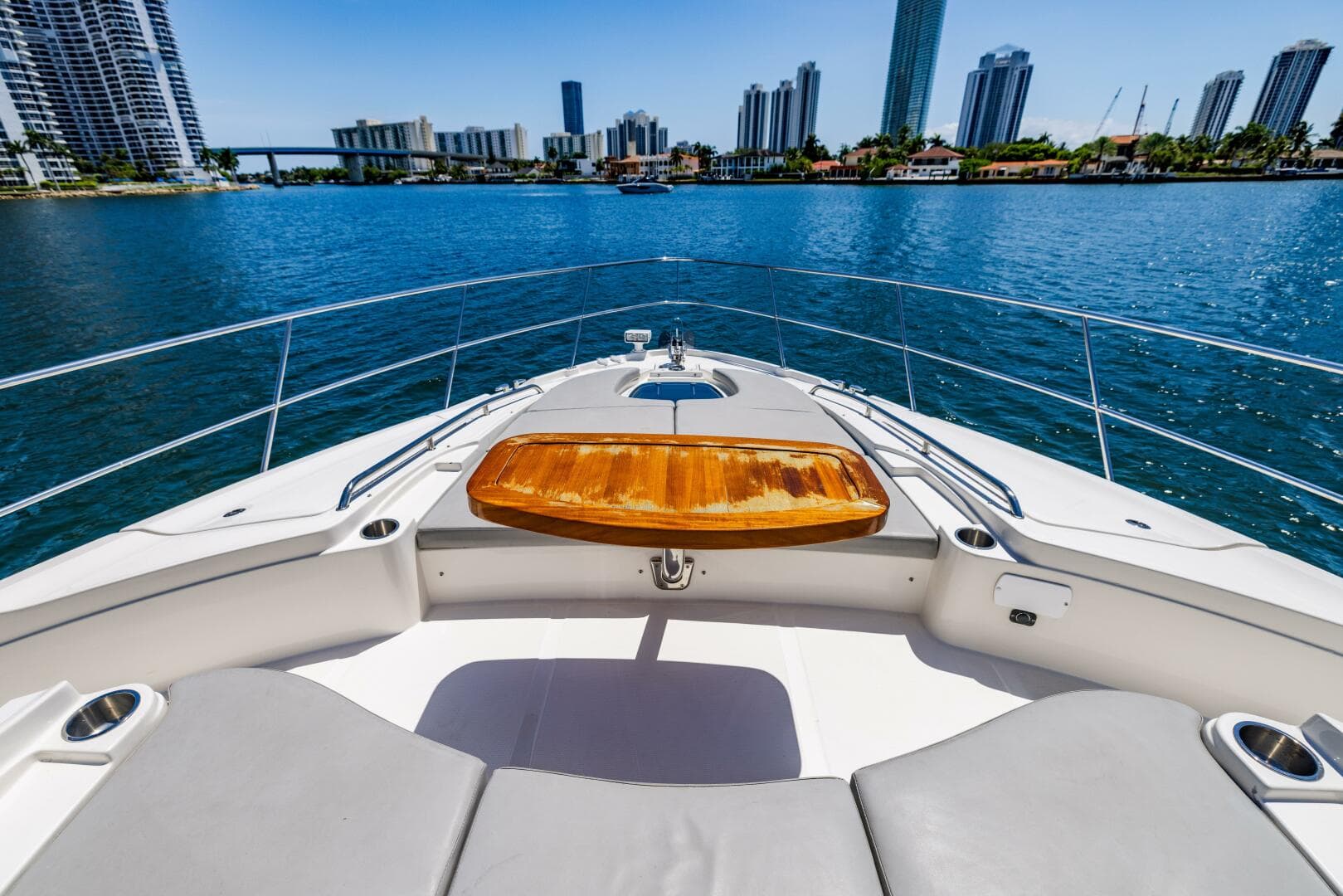 2016 Sea Ray L650 Fly — photo 26