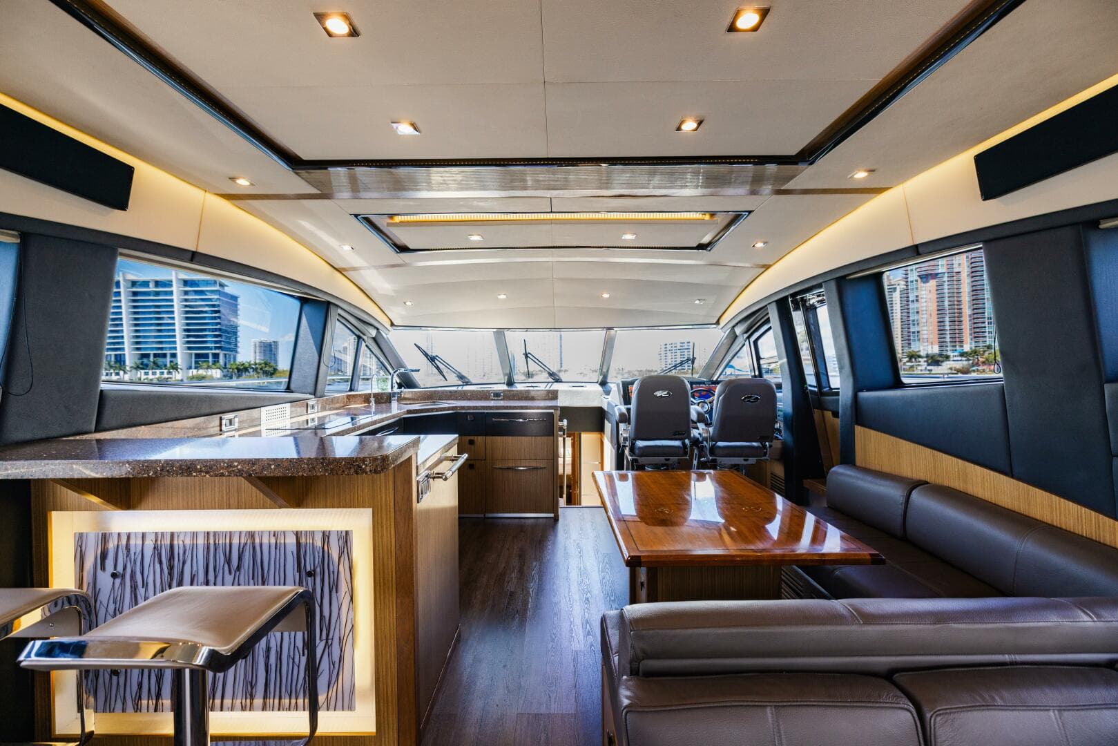 2016 Sea Ray L650 Fly — photo 31