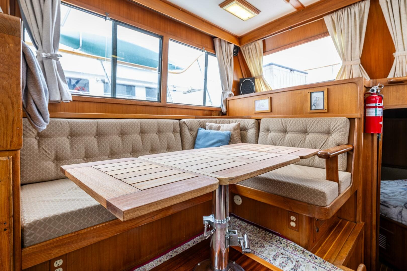 1986 Kha Shing 37 — photo 38