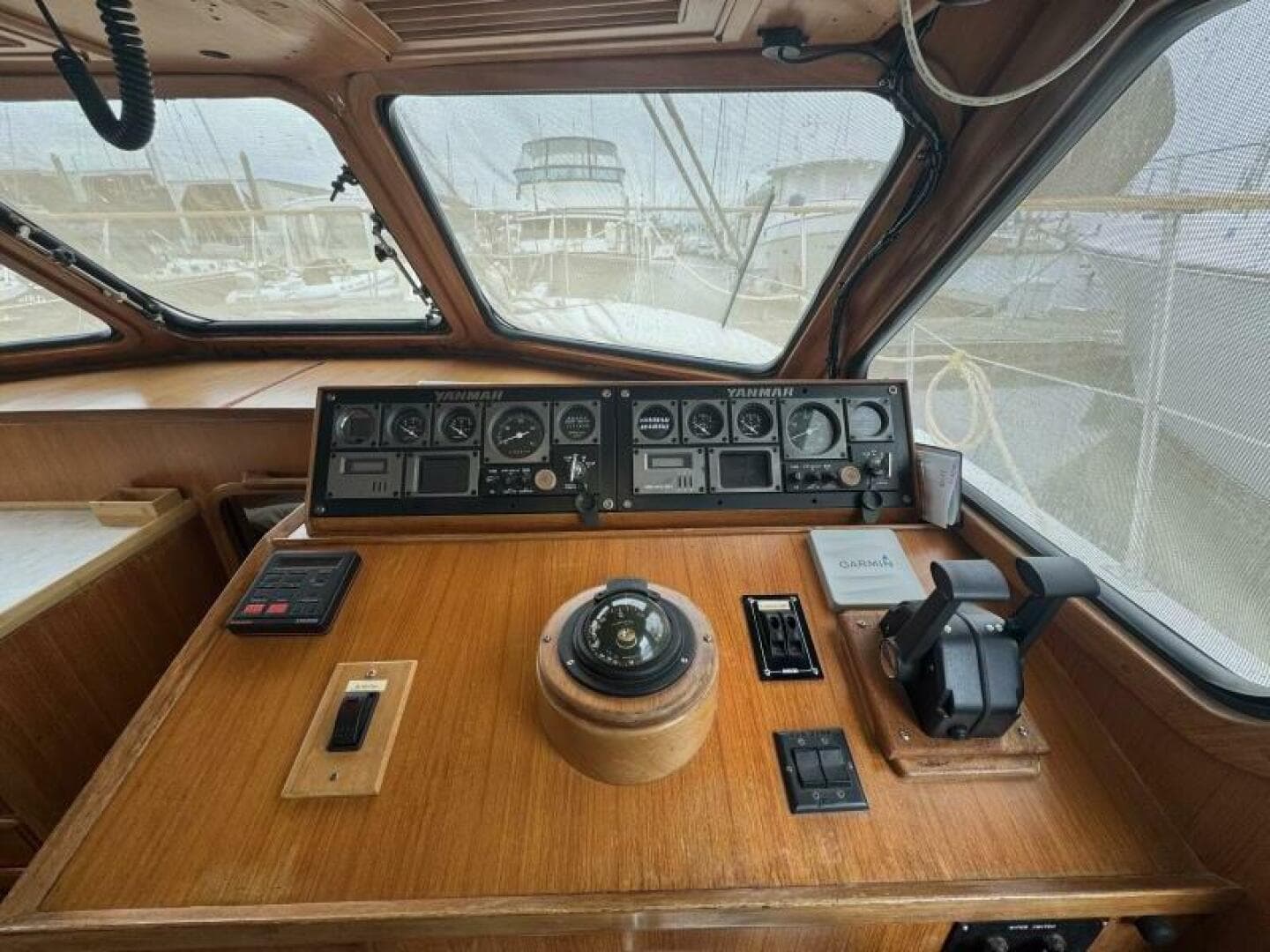 1986 Kha Shing 37 — photo 11