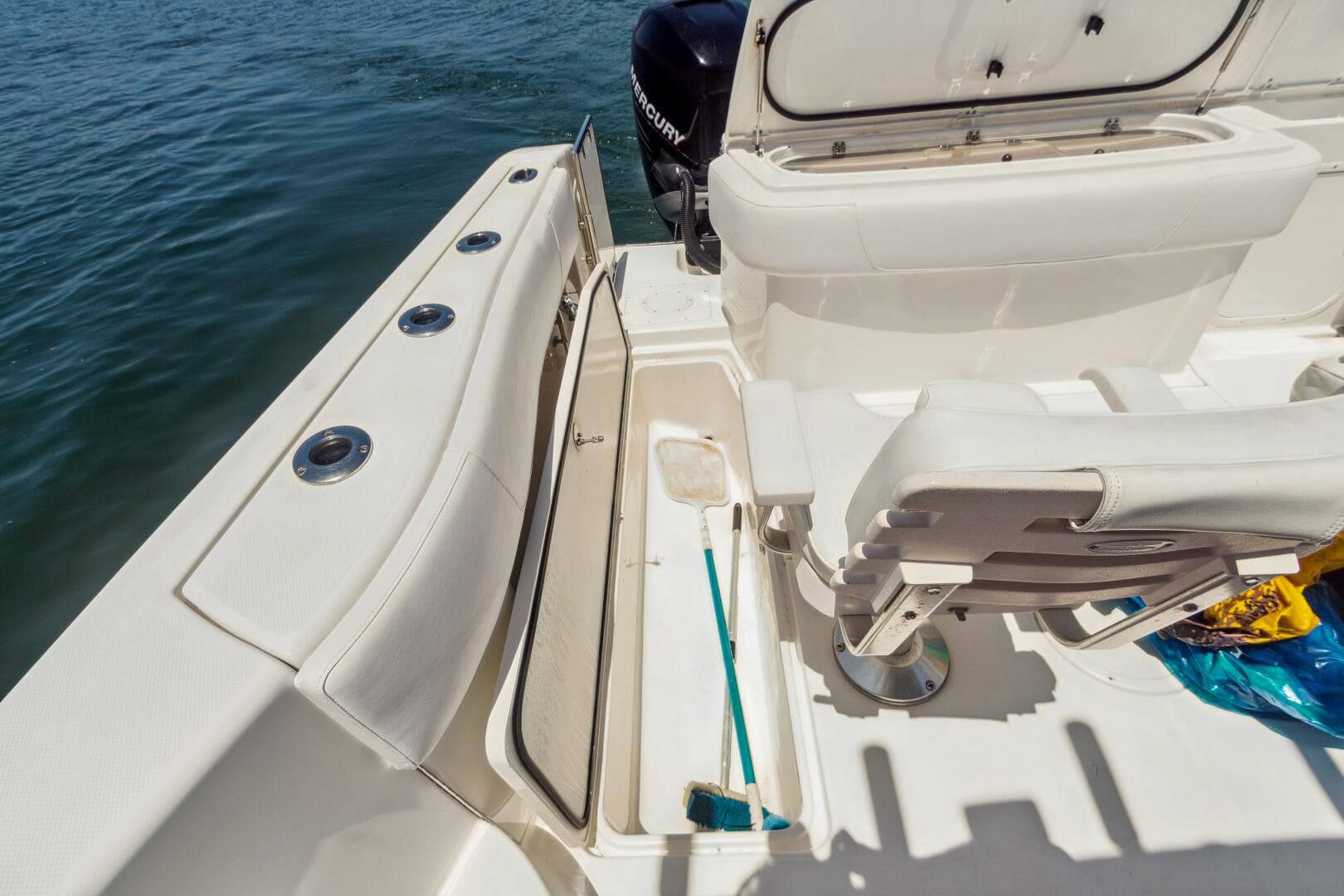 2008 Fountain 38 Sportfishing Cruiser — photo 11