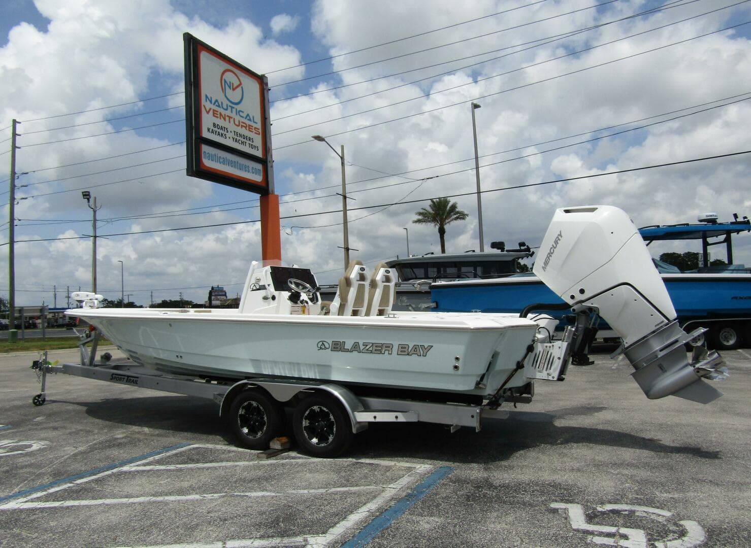 2025 Blazer Bay 2550 Gts — photo 2