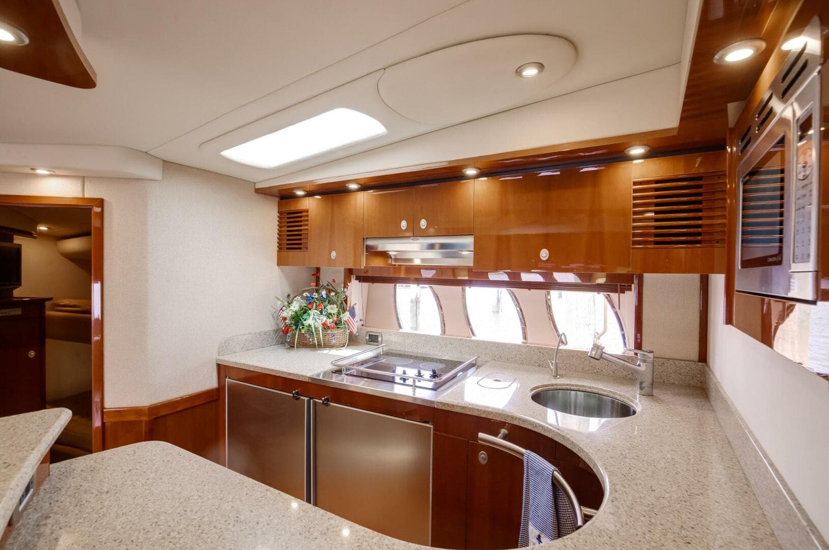 2008 Sea Ray 60 Sundancer — photo 71