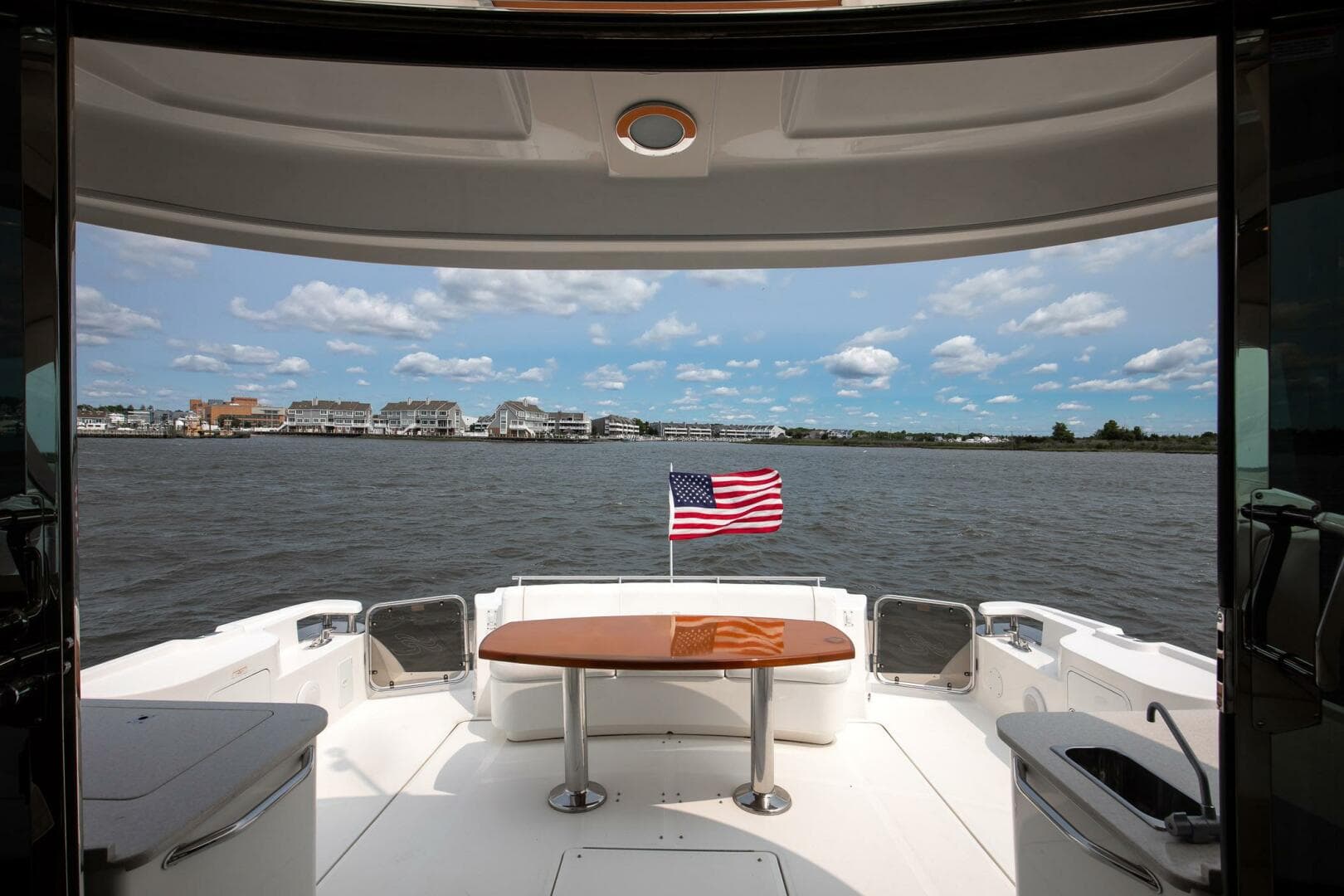 2008 Sea Ray 60 Sundancer — photo 52
