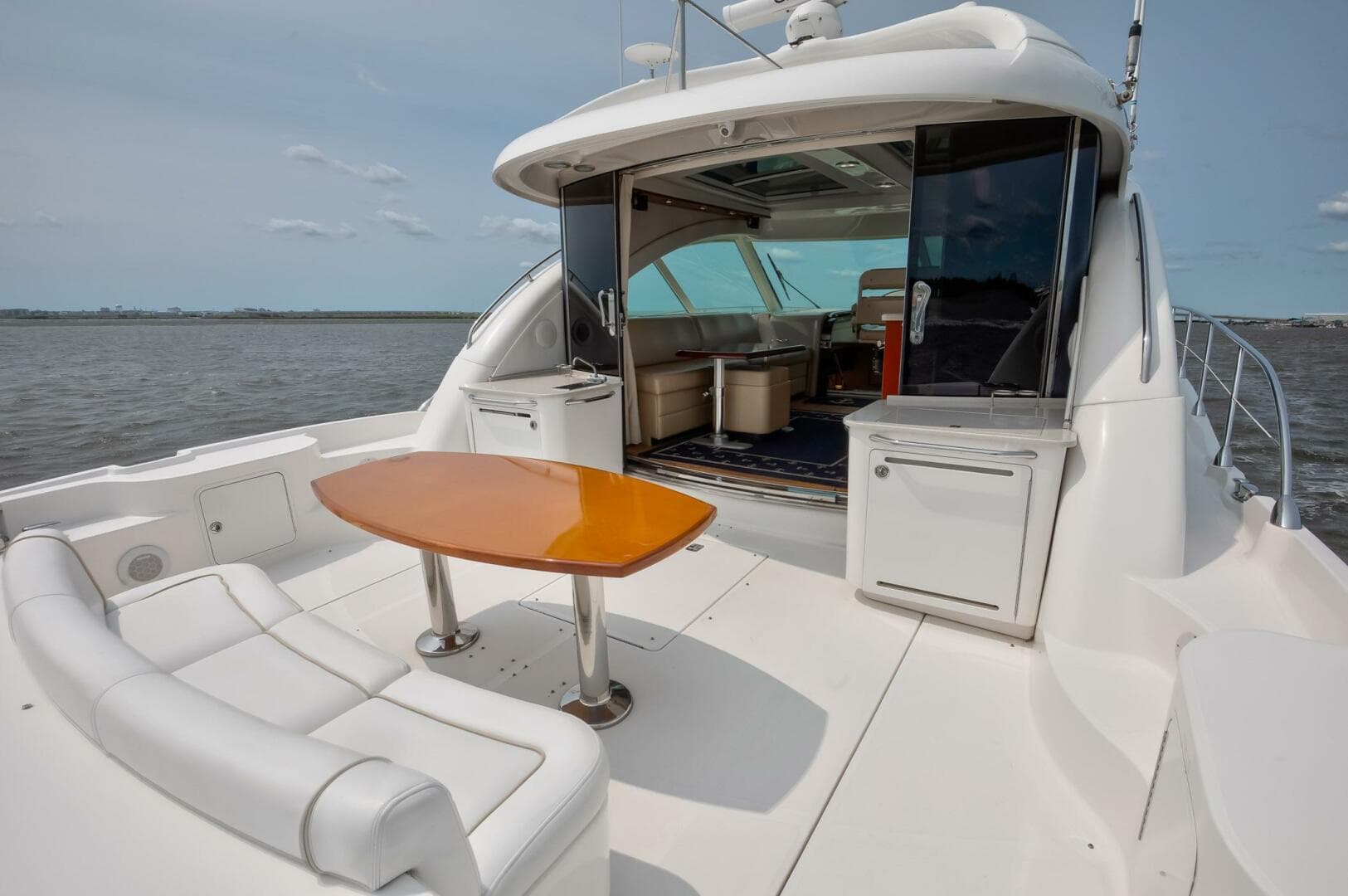 2008 Sea Ray 60 Sundancer — photo 59