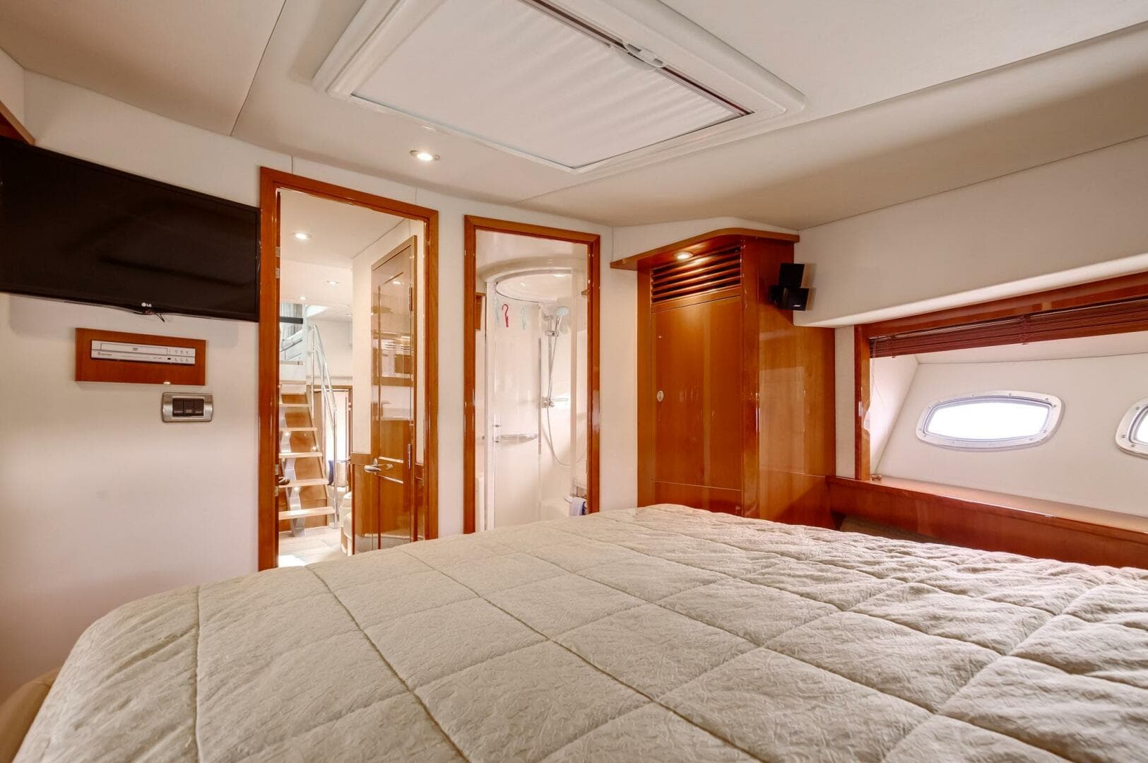 2008 Sea Ray 60 Sundancer — photo 74