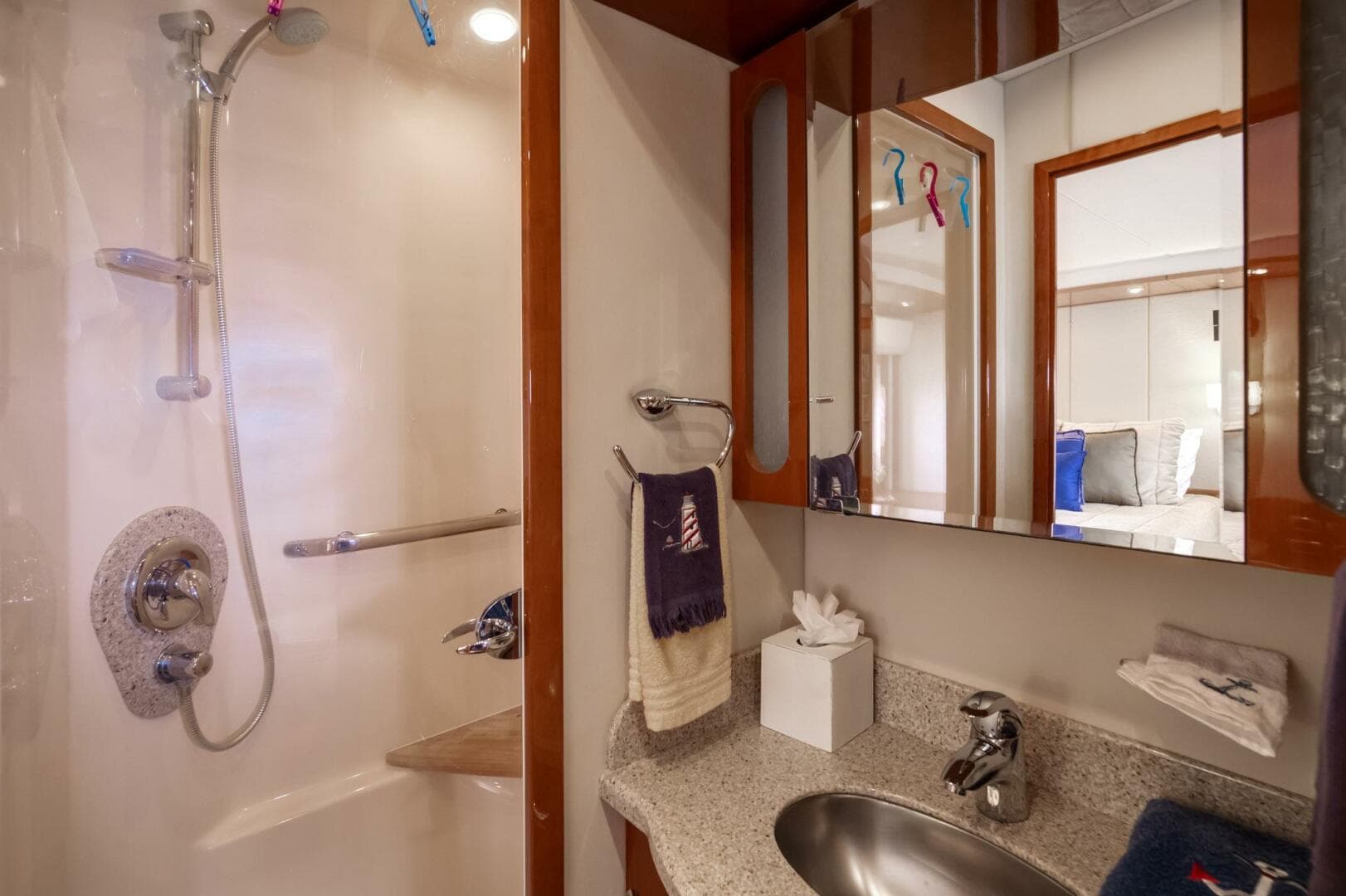 2008 Sea Ray 60 Sundancer — photo 78