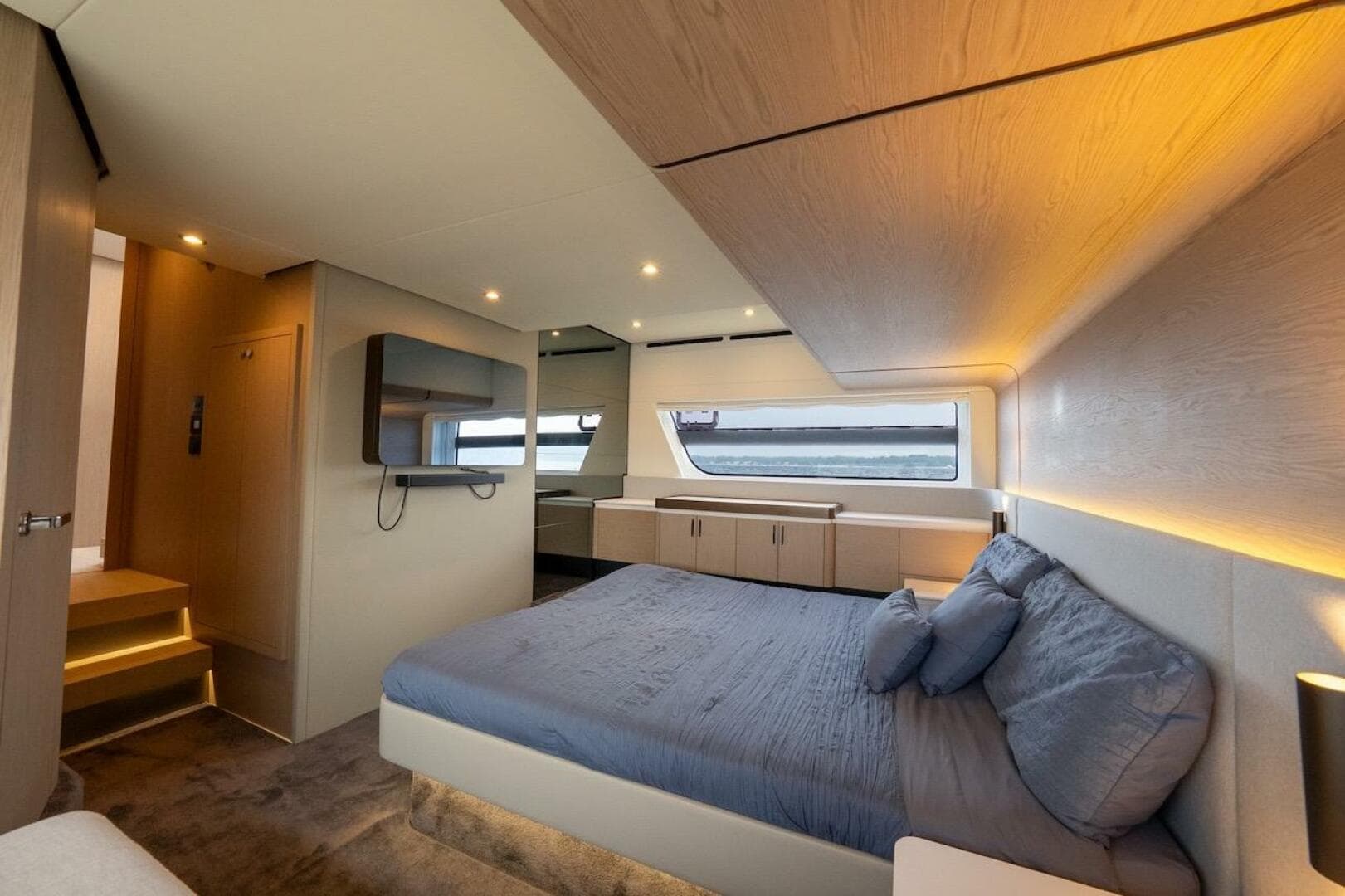 2023 Azimut Fly 53 — photo 79