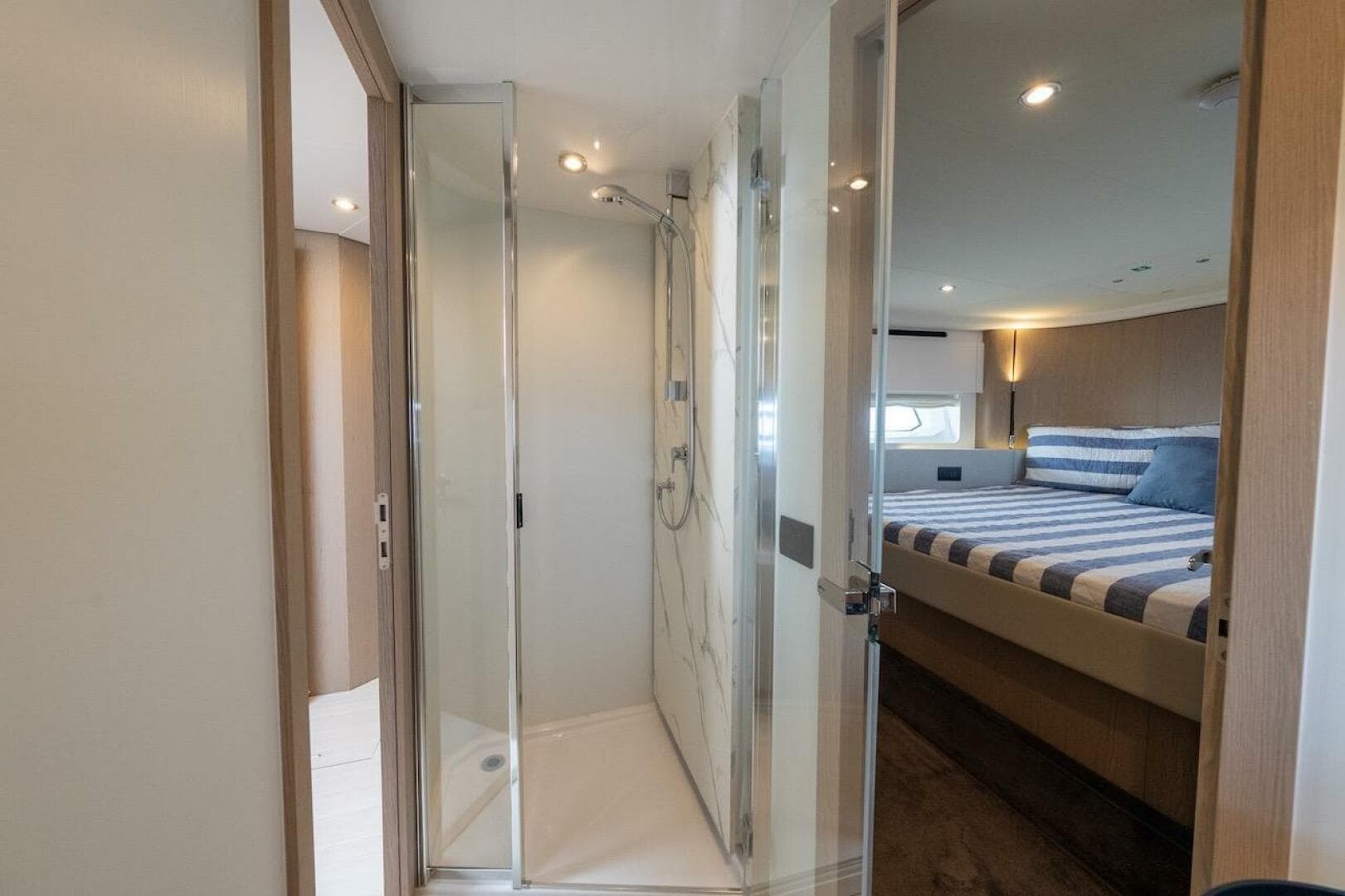 2023 Azimut Fly 53 — photo 94