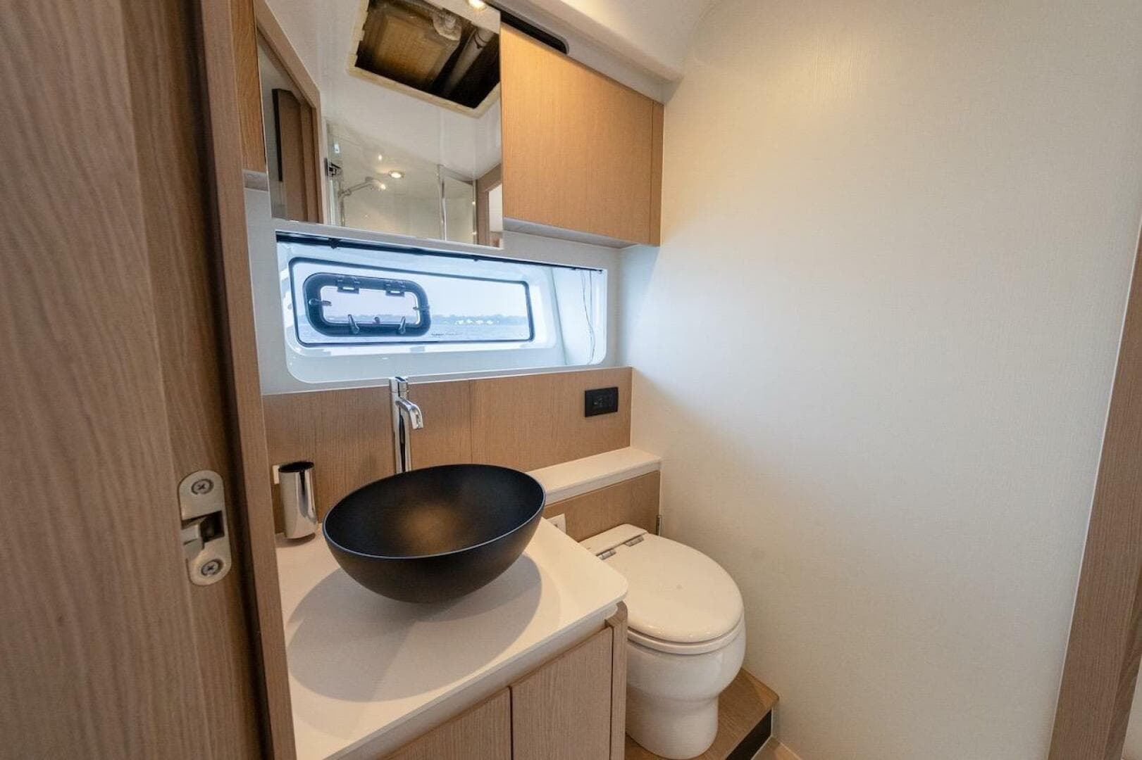 2023 Azimut Fly 53 — photo 91