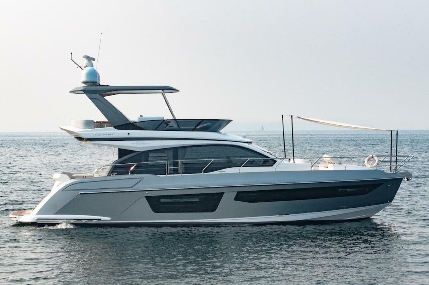 2023 Azimut Fly 53 — photo 13