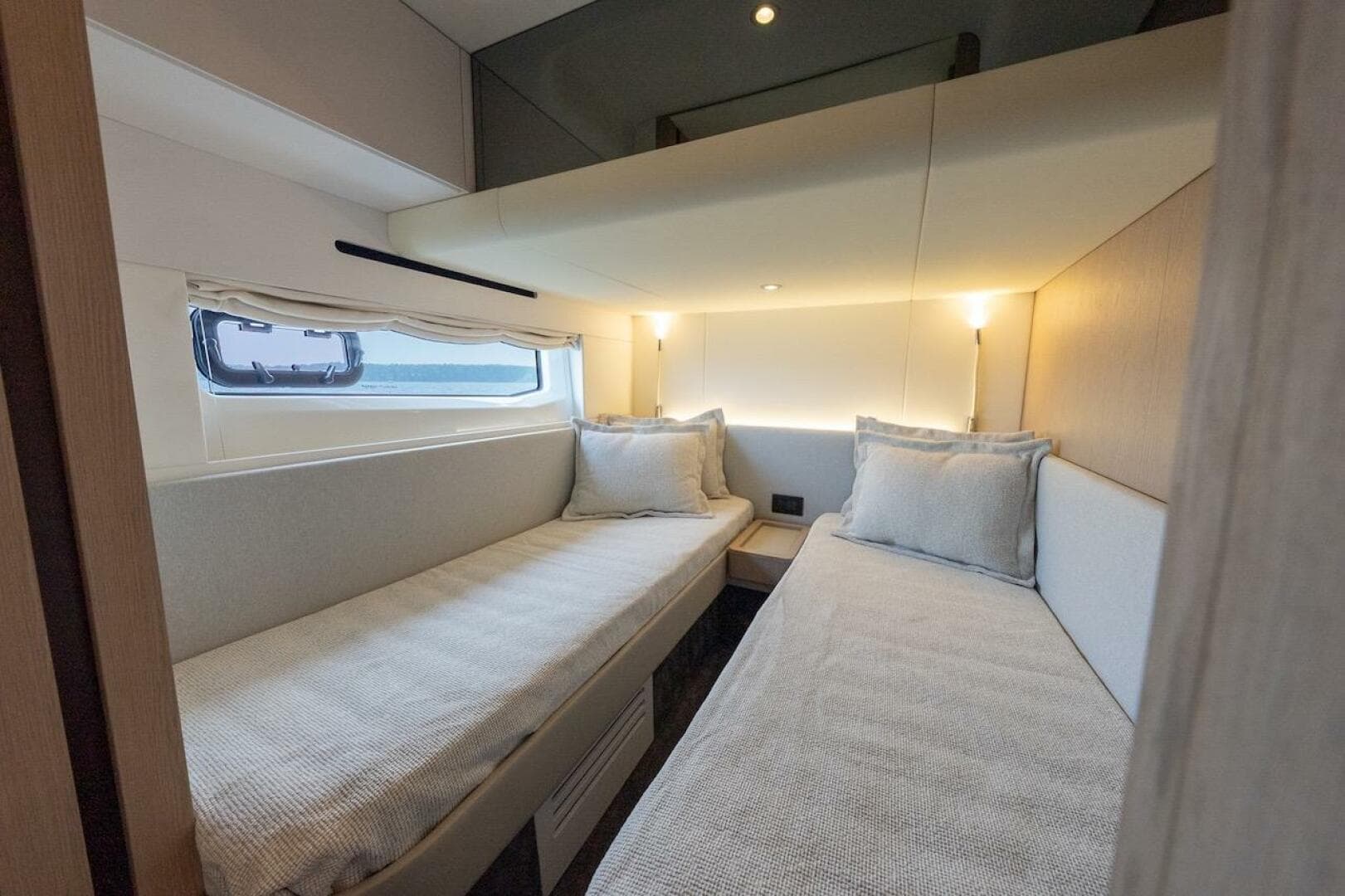 2023 Azimut Fly 53 — photo 99