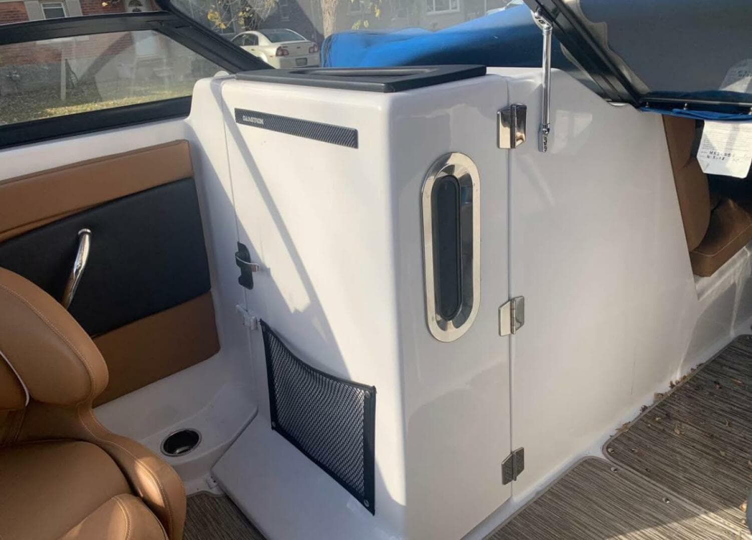 2018 Glastron GT 245 — photo 8