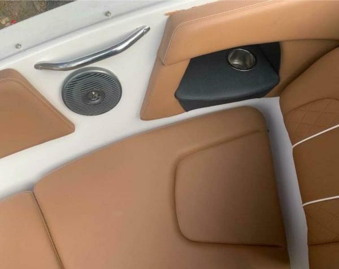 2018 Glastron GT 245 — photo 6