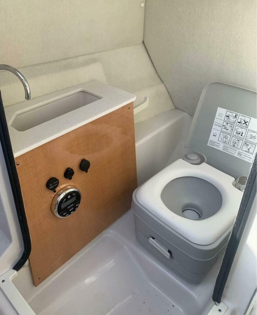 2018 Glastron GT 245 — photo 9