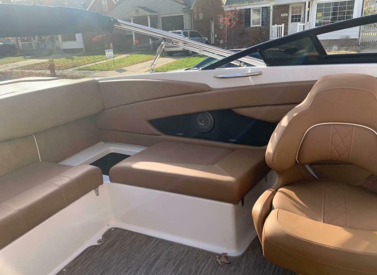 2018 Glastron GT 245 — photo 5