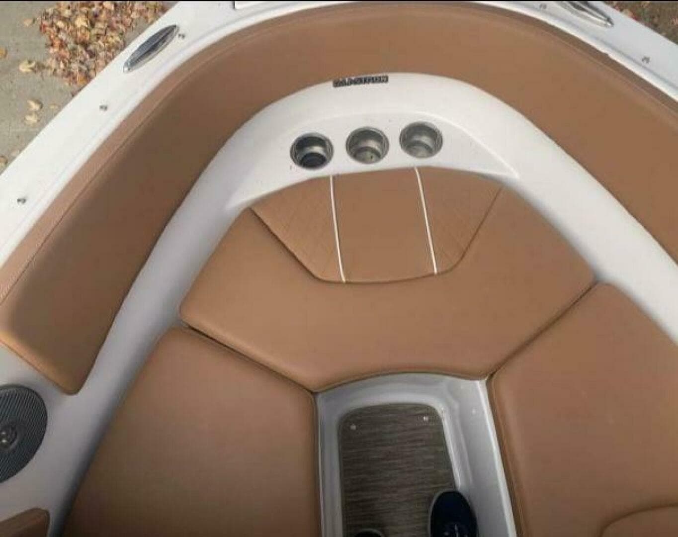 2018 Glastron GT 245 — photo 7