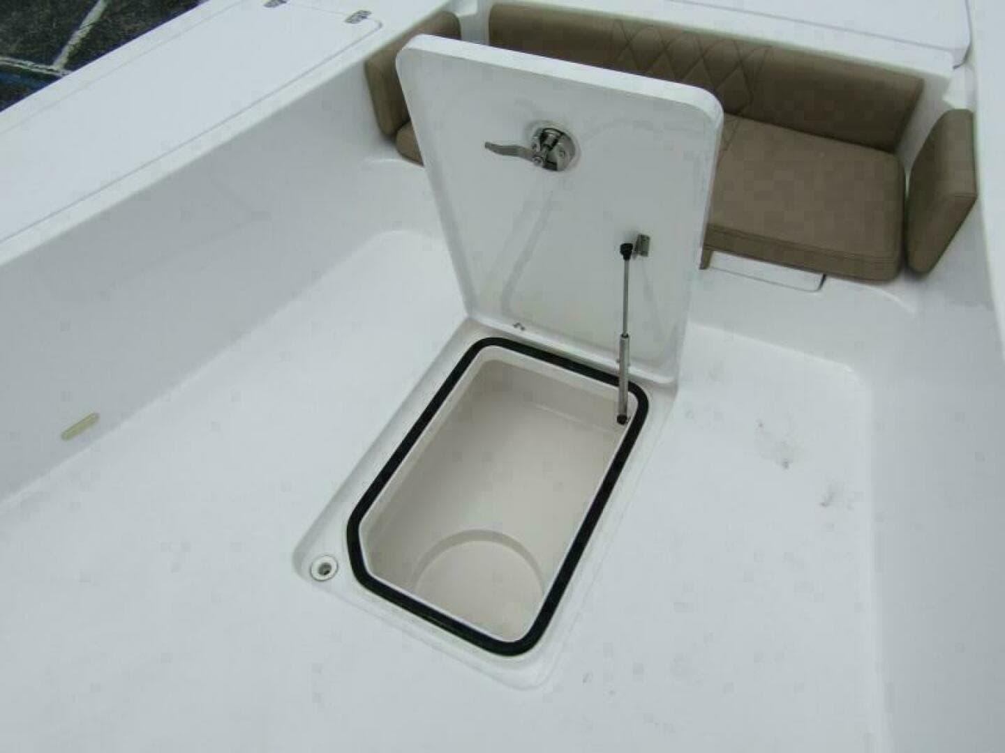 2025 Blazer Bay 2550 Gts — photo 16